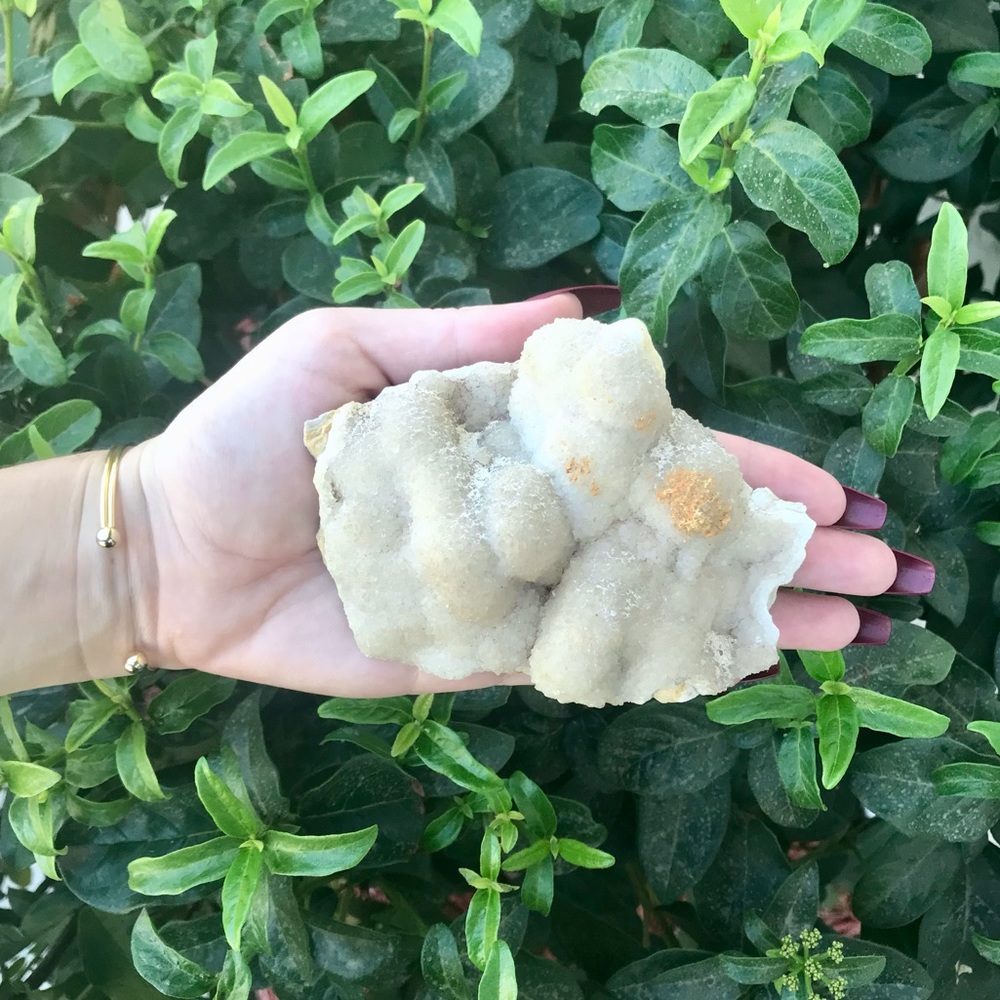 Druzy Quartz on Lace Agate🤍